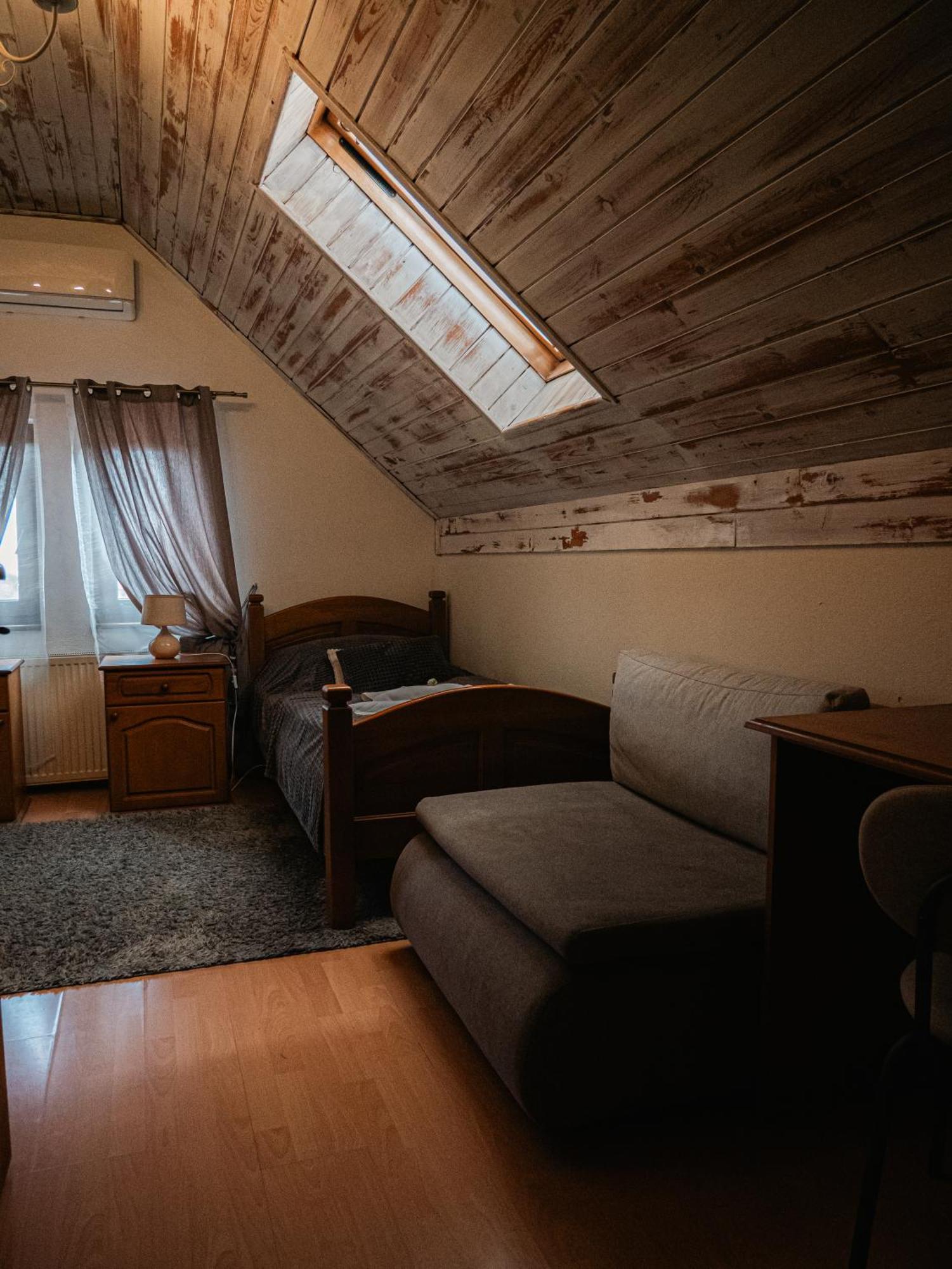 U Krba Hotel Nitra Exterior photo